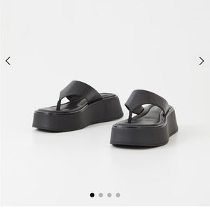Vagabond Black Platform Sandals